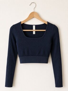 Offline by Aerie Ribbed Top Size Large Crop